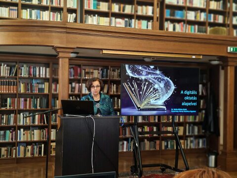 Tanszékünk oktatója Dr. Szőke-Milinte Enikő 2026.04.17-én sikeresen habilitált ez Eszterházy Károly Katolikus Egyetem Neveléstudományi Doktori Iskolájában.